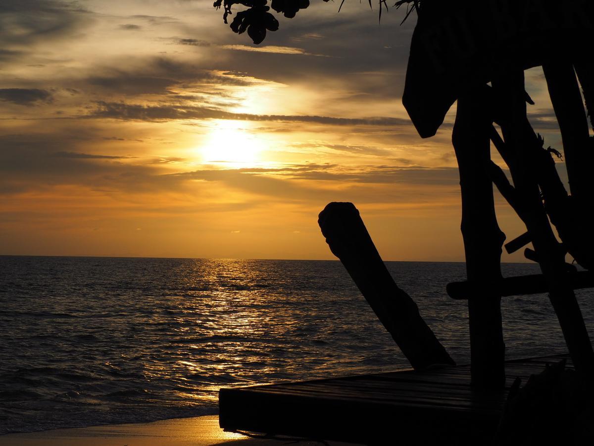 Oon Lee Bungalows Koh Jum Exterior photo