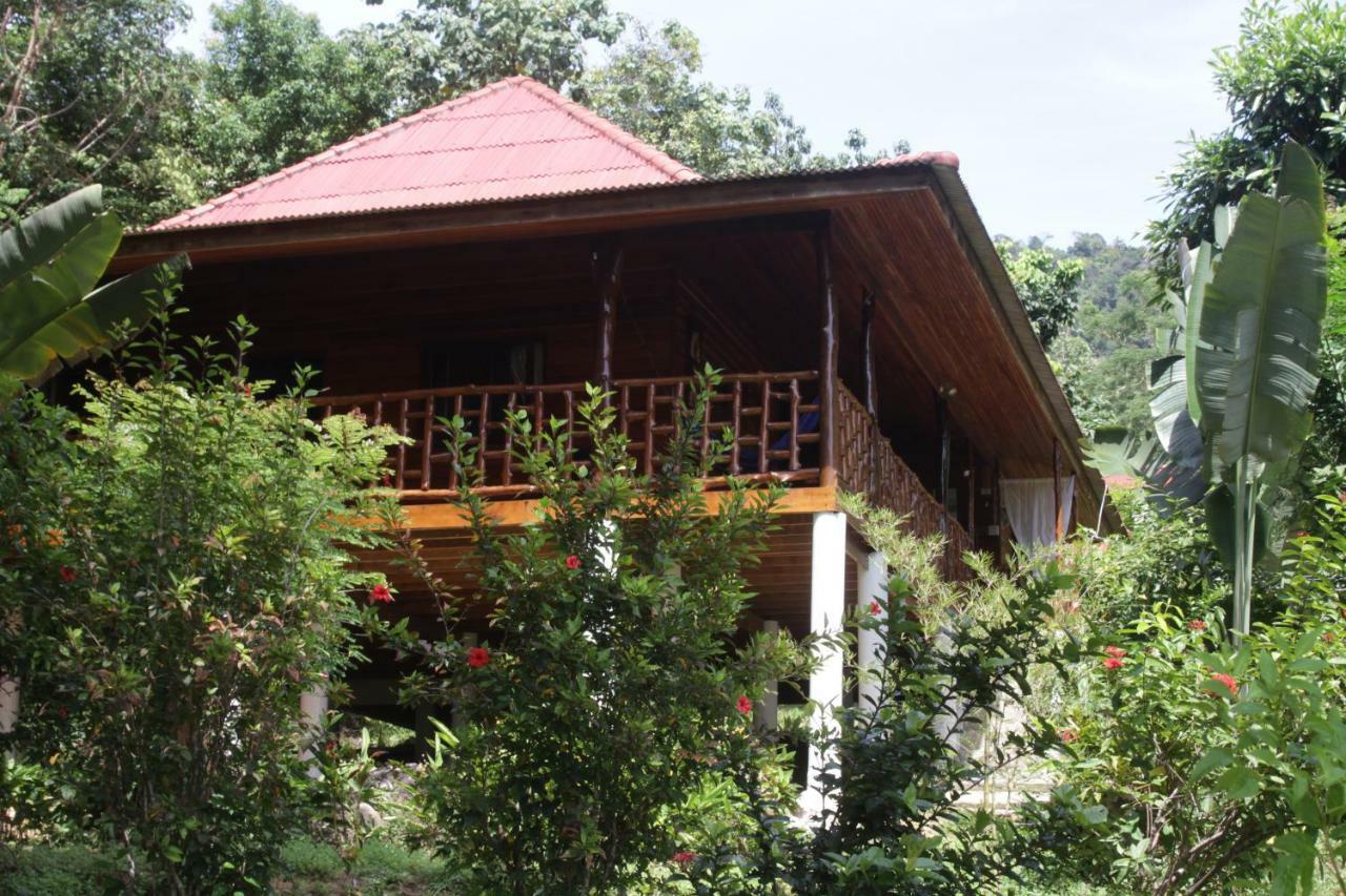 Oon Lee Bungalows Koh Jum Exterior photo